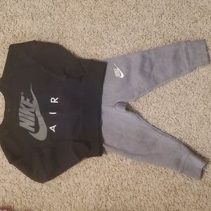 Nike set, gender neutral, joggers with pockets